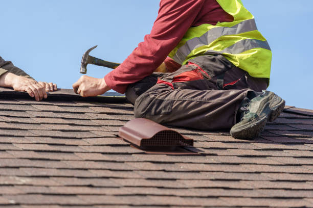 Best Residential Roofing Contractor  in Hobart, WI